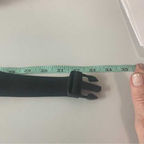 CORONA HARD SELTZER FANNY PACK - LIKE NEW - FITS 33-39” - EXCELLENT CONDITION S4 - Picture 12 of 13